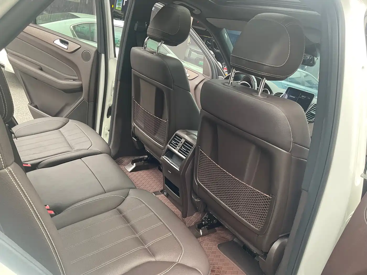 Mercedes-Benz GLE 2019 GLE 320 4MATIC Luxury Collector's Edition фото 16
