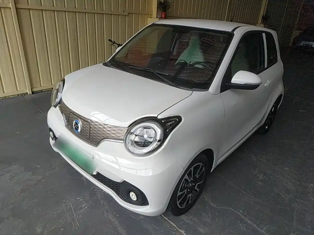 Huachen Xinyi Brilliance Xinyi i03A 2022 2021 318km 31.45kWh