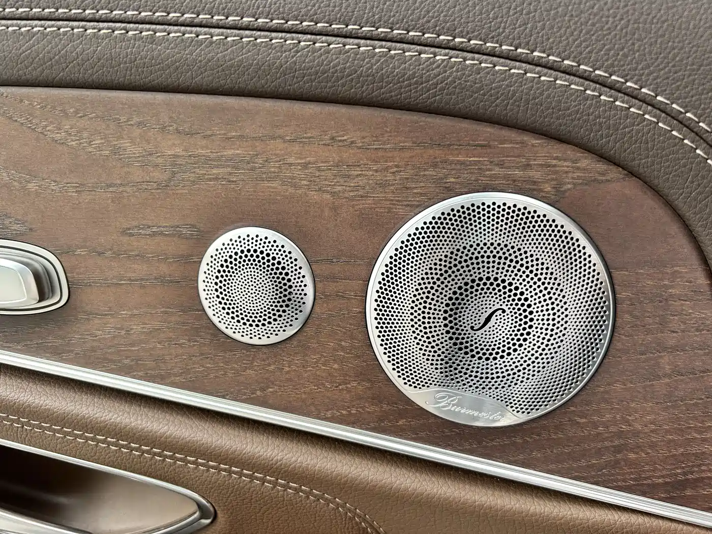 Mercedes-Benz E-Class 2020 E 300 L Luxury Model фото 11