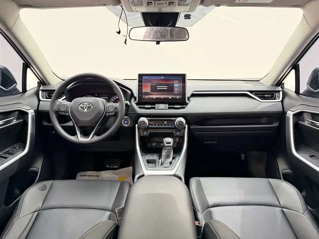 Toyota Wildlander 2020 2.0L CVT 2WD Luxury Edition фото 24