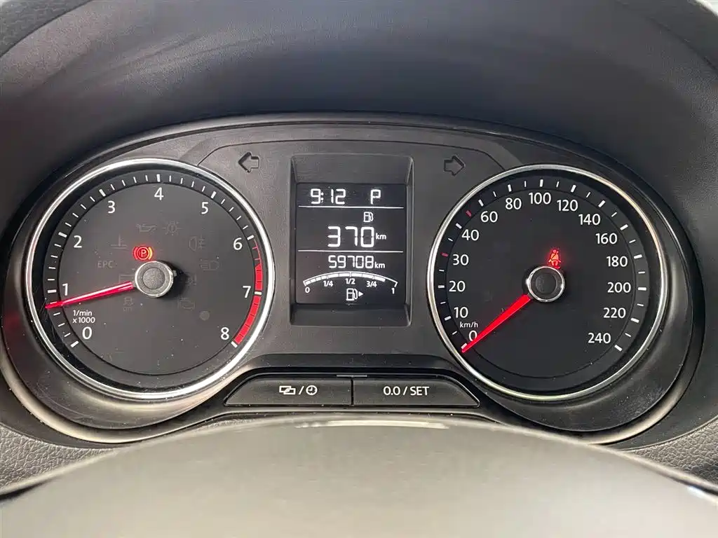 Фото 13 - Volkswagen Polo