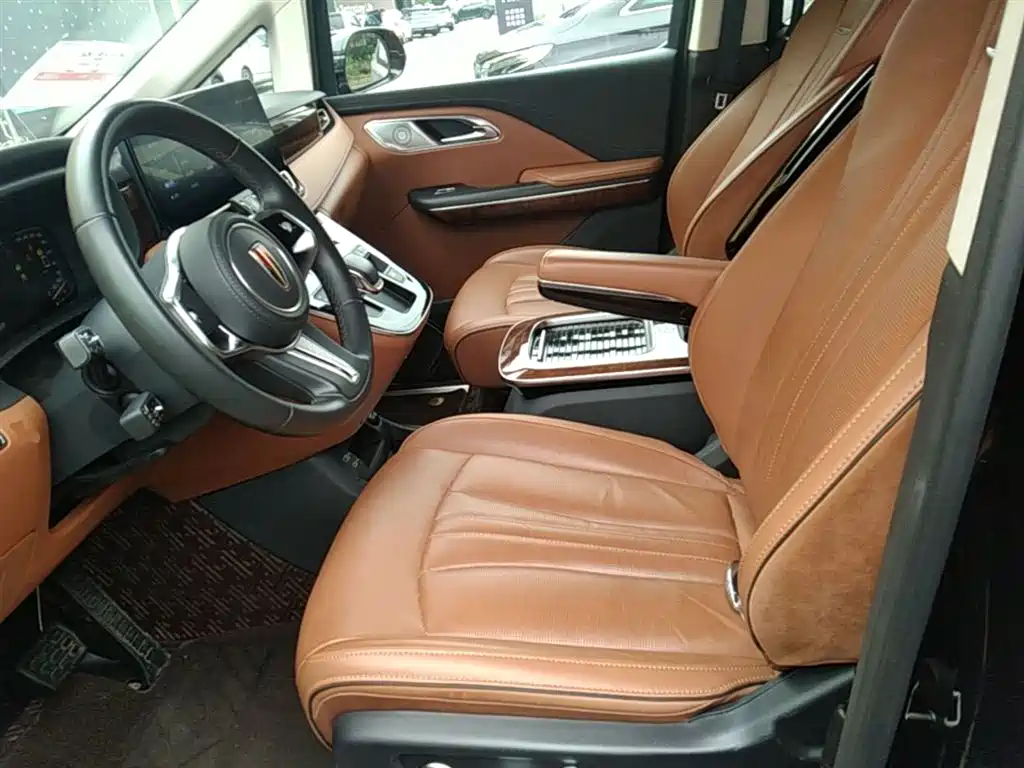 Hongqi HQ9 2023 2.0T Smart Connect Flag Enjoy Edition фото 15