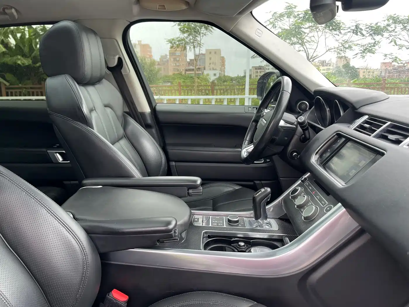 Land Rover Range Rover Sport 2015 3.0 SC V6 HSE фото 25