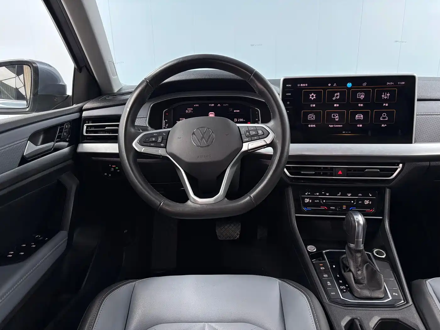 Volkswagen Lavida, миниатюра 6