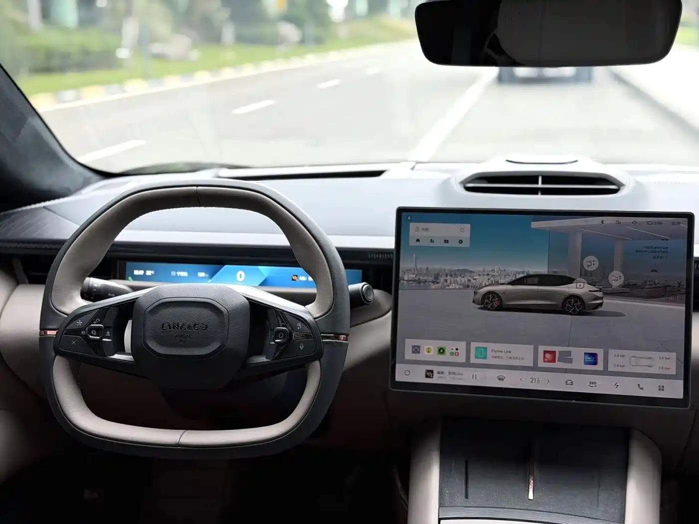 Lynk & Co Z10 2025 95kWh 702km 4WD Halo фото 8
