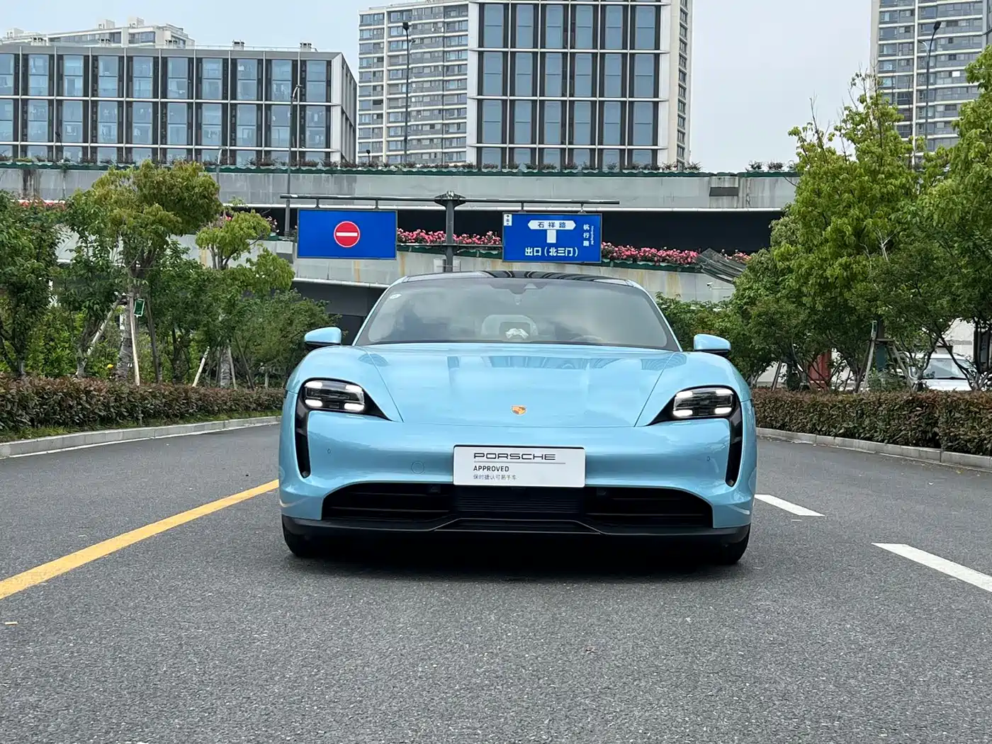 Porsche Taycan 2022 Facelift Taycan фото 2