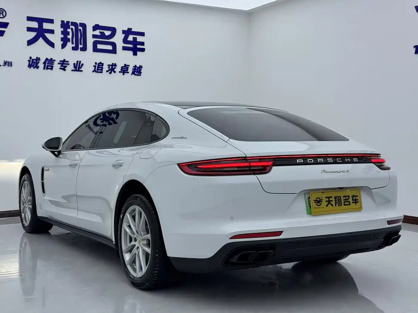 Porsche Panamera New Energy 2018 2017 Panamera 4 E-Hybrid Executive Long Wheelbase 2.9T