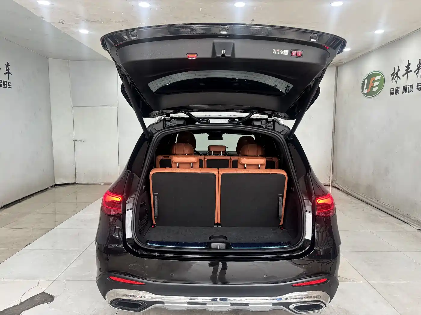 Mercedes-Benz GLC 2024 Facelift GLC 300 L 4MATIC Sport 7-seater фото 27