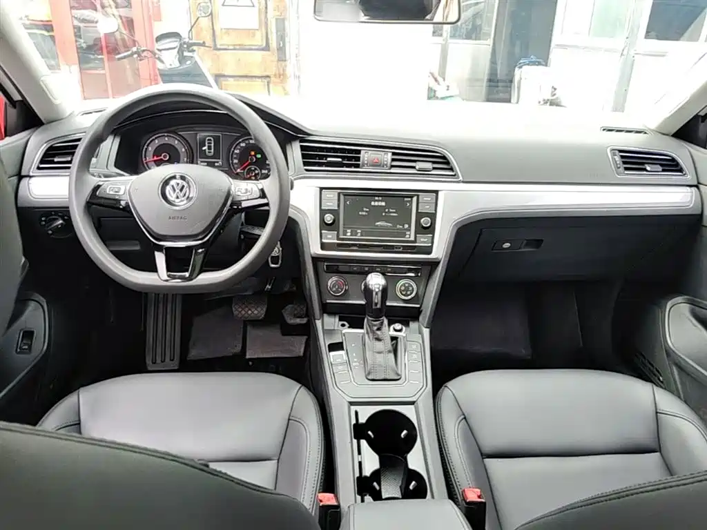 Volkswagen Lamando 2019 230TSI DSG Trend Edition China V фото 10