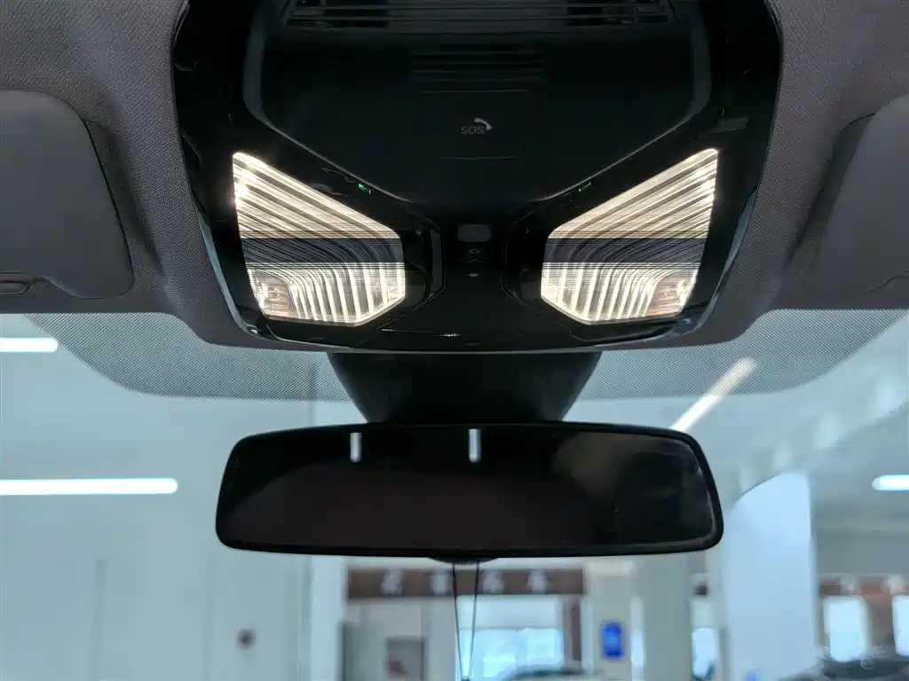 BMW i3 2022 eDrive 35 L фото 5