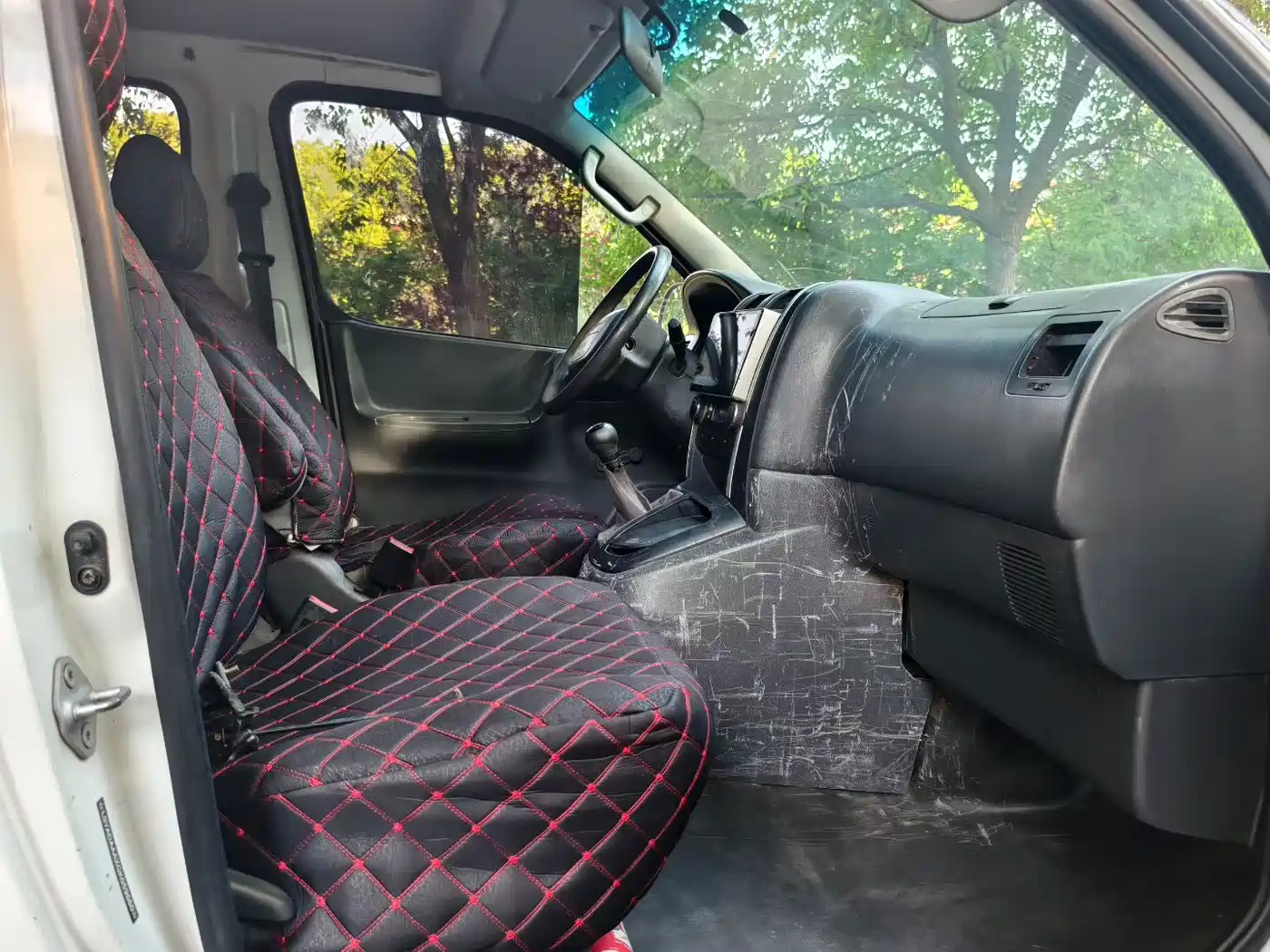 Jinbei Grace 2017 2016 2.0L Classic Standard Long Wheelbase 9-seater
