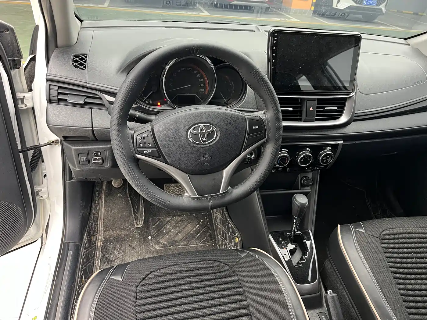 Toyota YARiS L Zhi Xuan 2022 Zhi Xuan X 1.5L CVT Luxury PLUS Edition фото 7