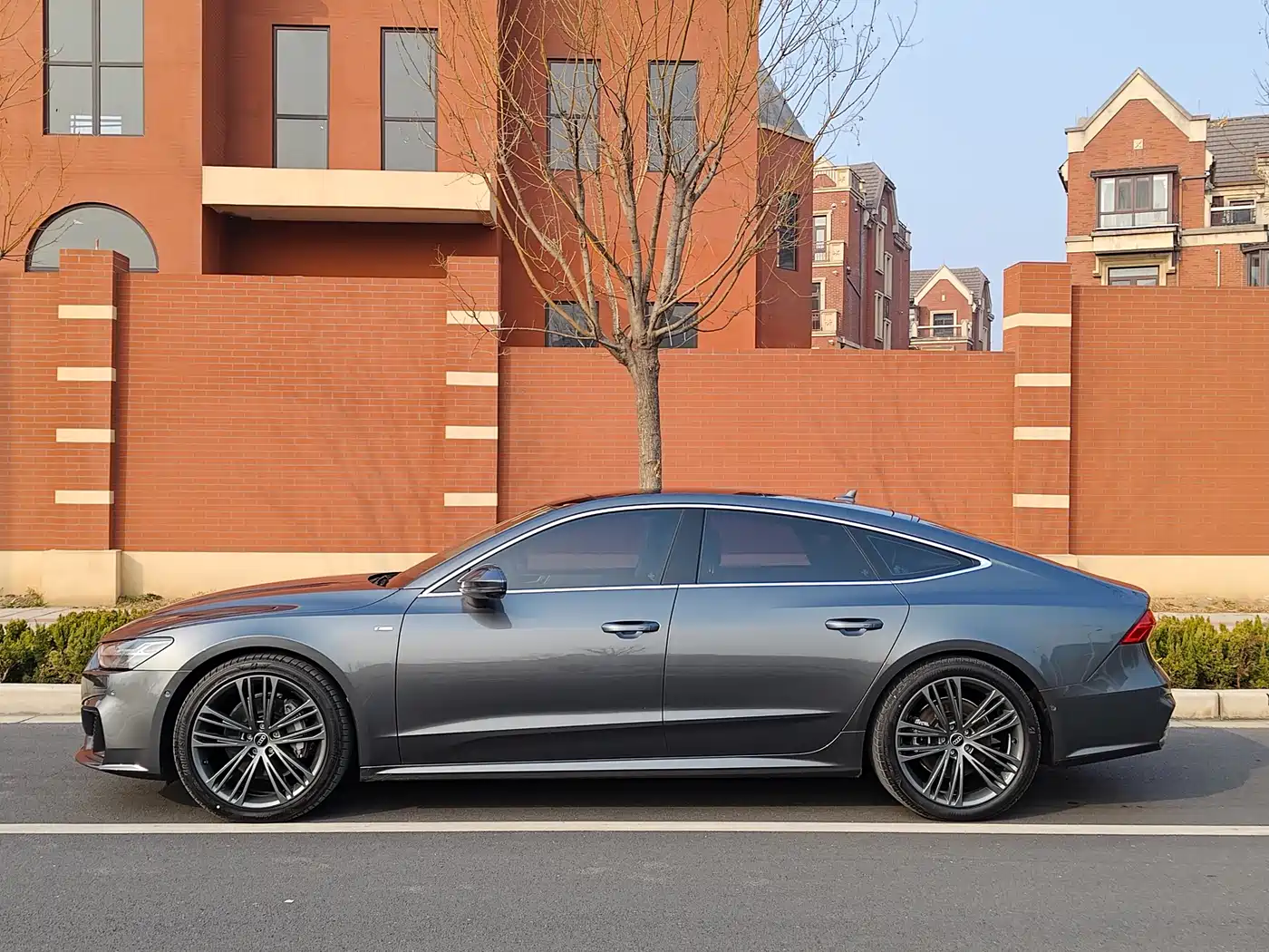 Audi A7 2023 Model 45 TFSI Premium Selection Edition фото 19