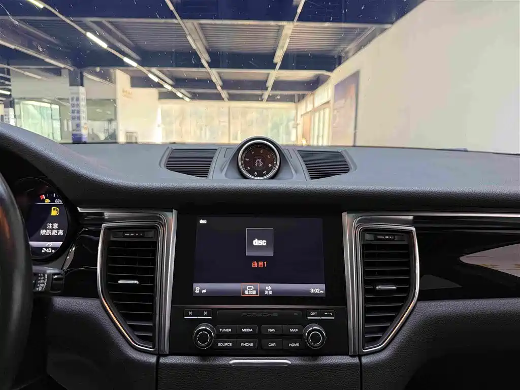 Фото 6 - Porsche Macan