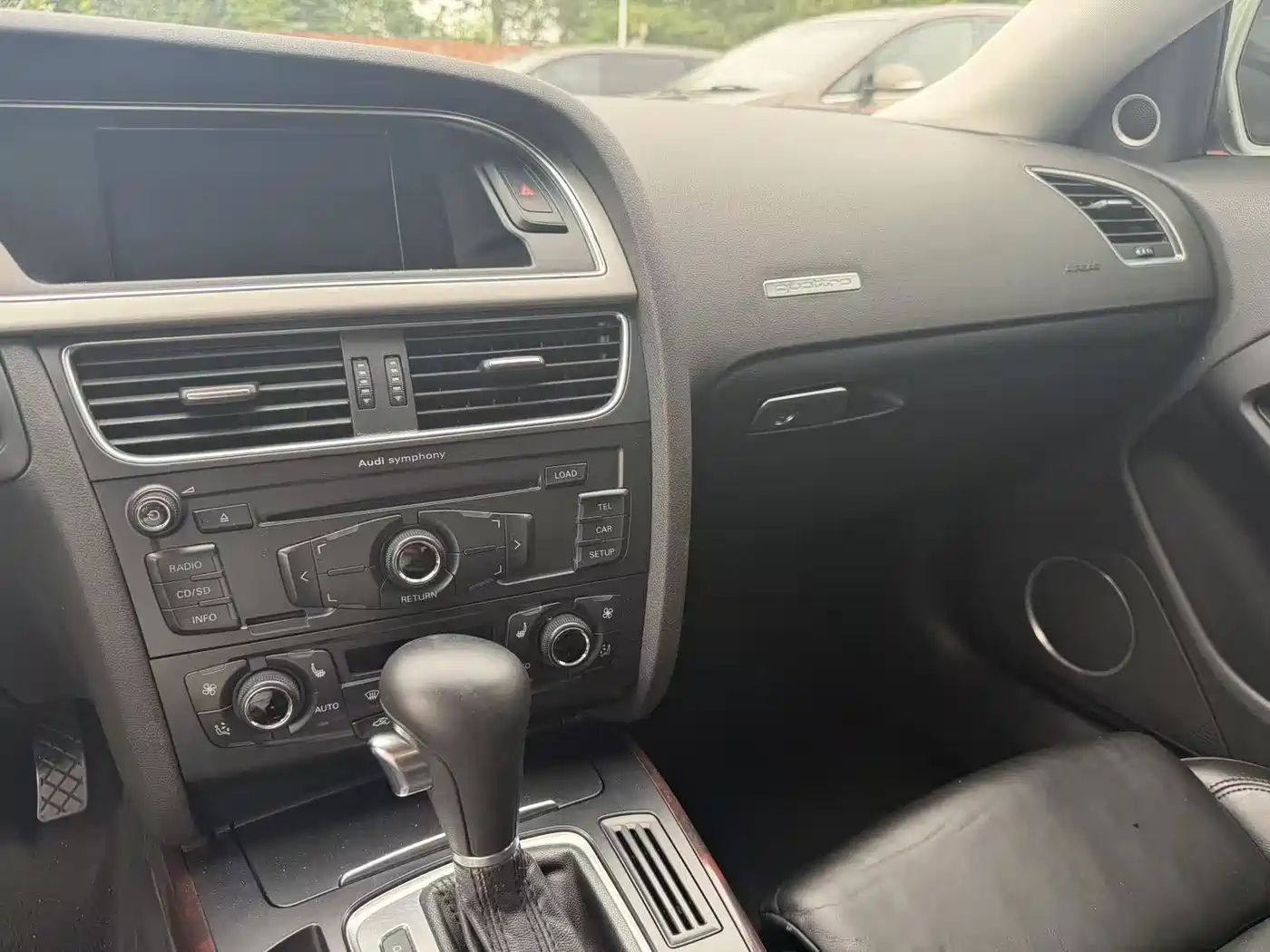 Audi A5 (Import) 2010 3.2 coupe quattro фото 13