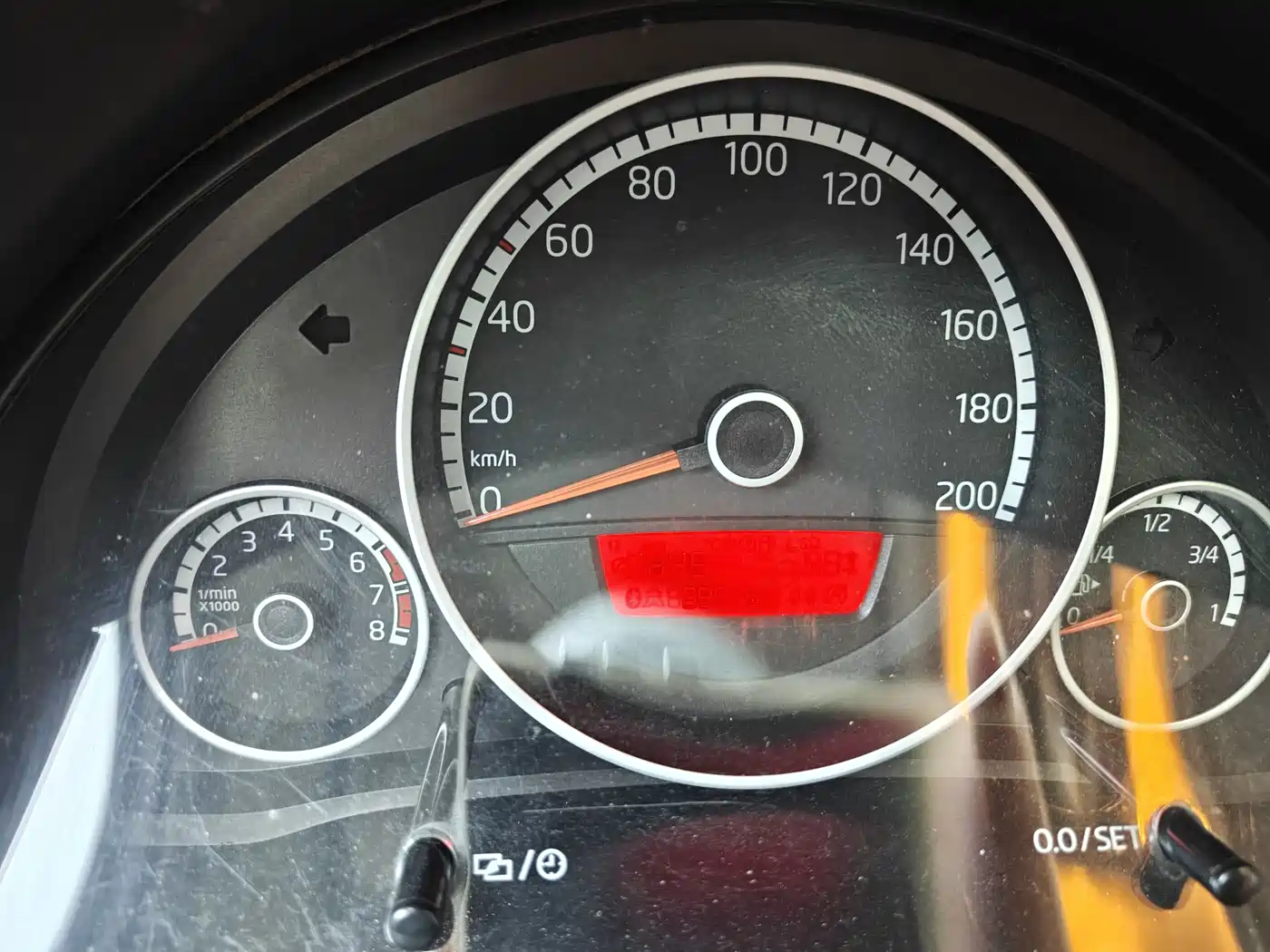 Volkswagen up! 2015 1.0L high up! фото 14