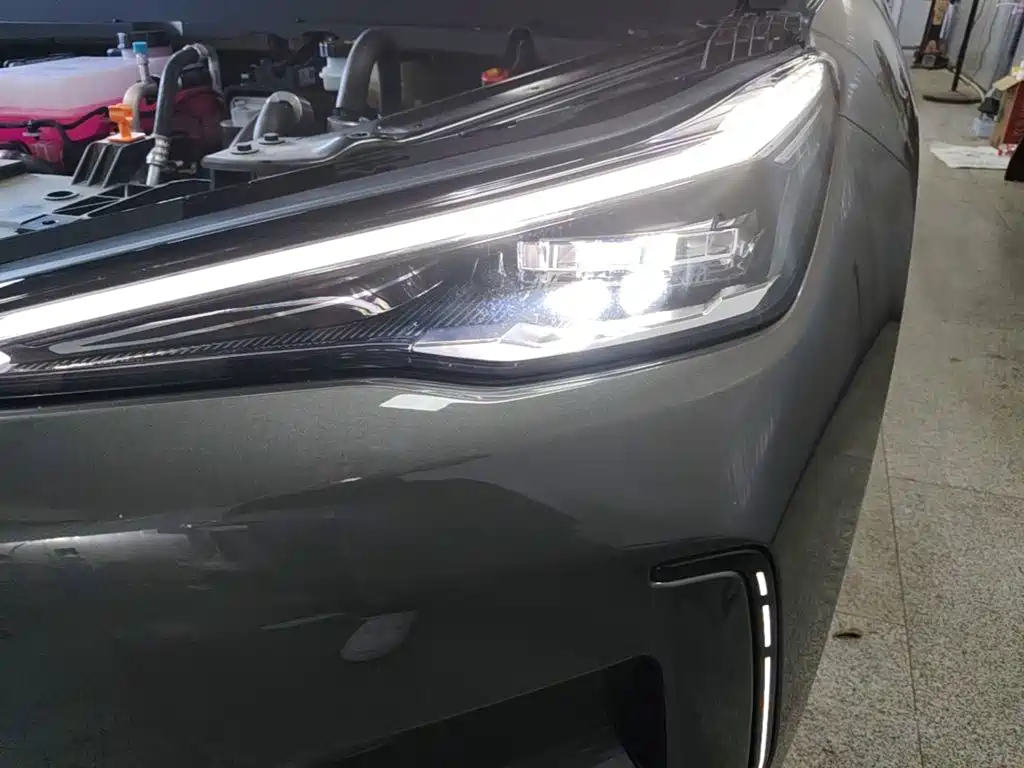 Фото 24 - Geely Galaxy Galaxy E5