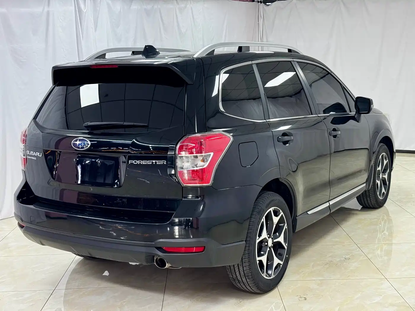 Subaru Forester 2013 2.5i Automatic Premium Edition фото 6