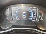 Фото 12 - Geely Atlas