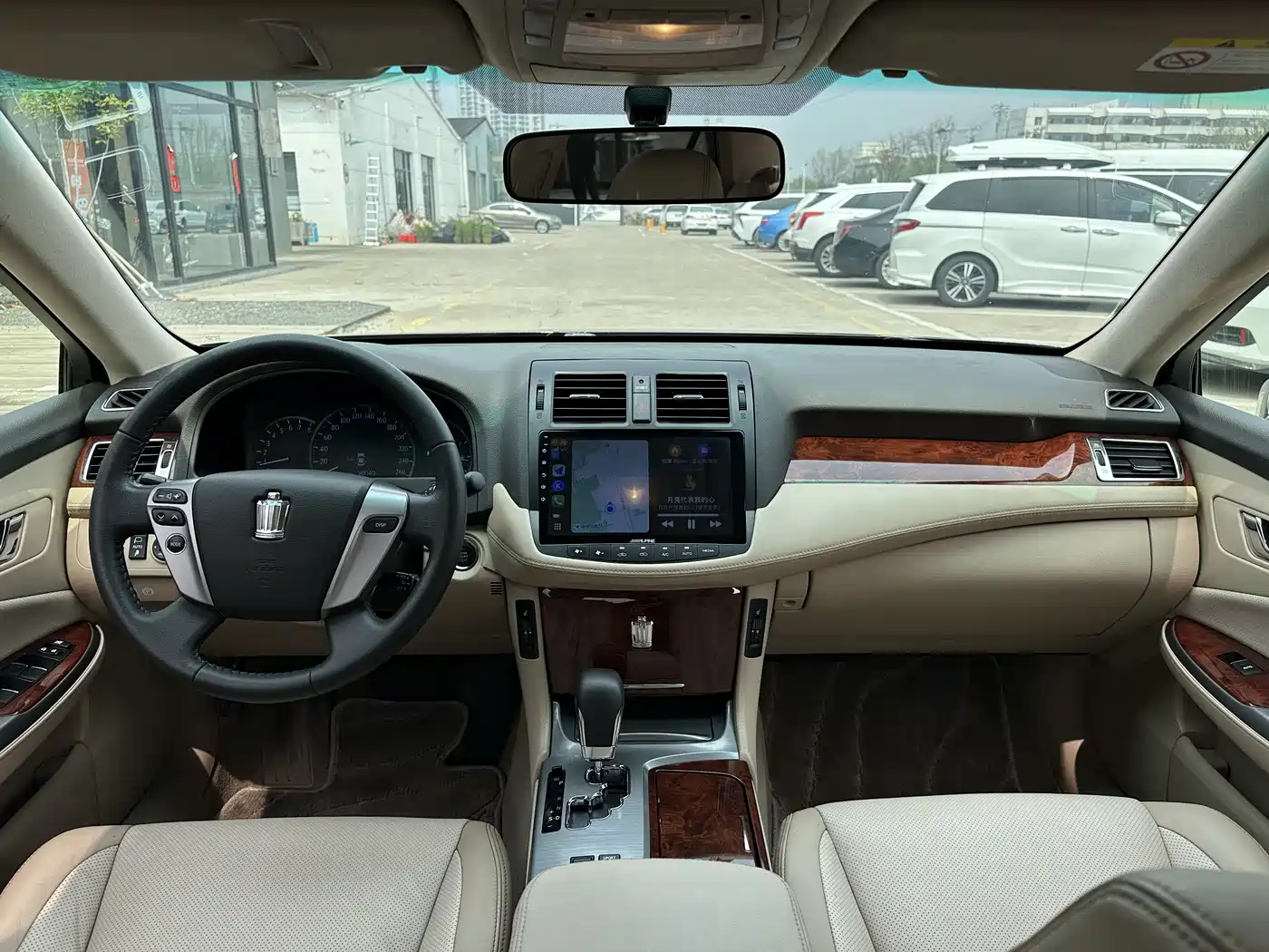 Toyota Crown 2010 2.5L Royal фото 21