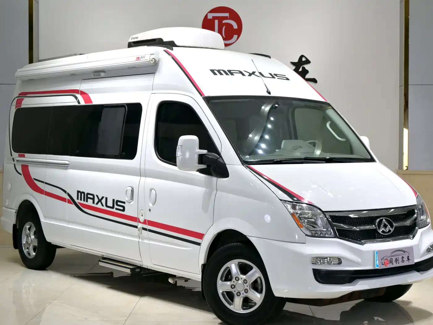 SAIC Maxus Xintu V80 2018 2.5T AMT Elite Long Wheelbase High Roof 5 Seater фото 3