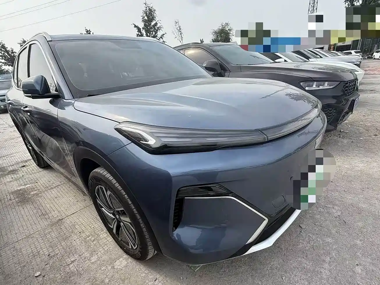 Geely Galaxy Galaxy Starship 7 EM-i 2025 Model 120km Voyage+ Edition фото 3