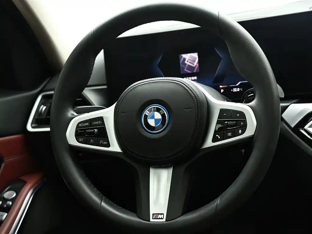BMW i3 2022 eDrive 35 L фото 16