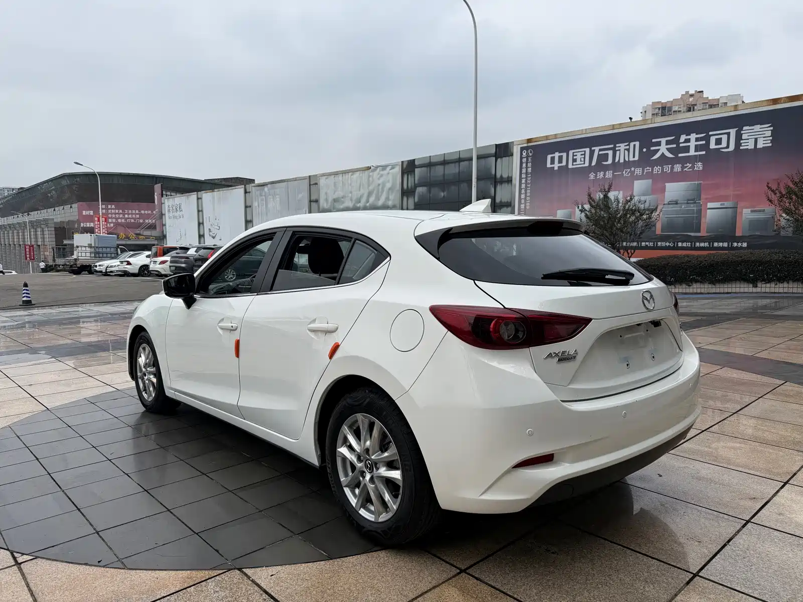 صورة 7 - Mazda Mazda 3