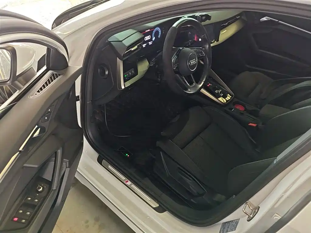 Audi A3 2023 A3L Limousine 35 TFSI Progressive Sport фото 16
