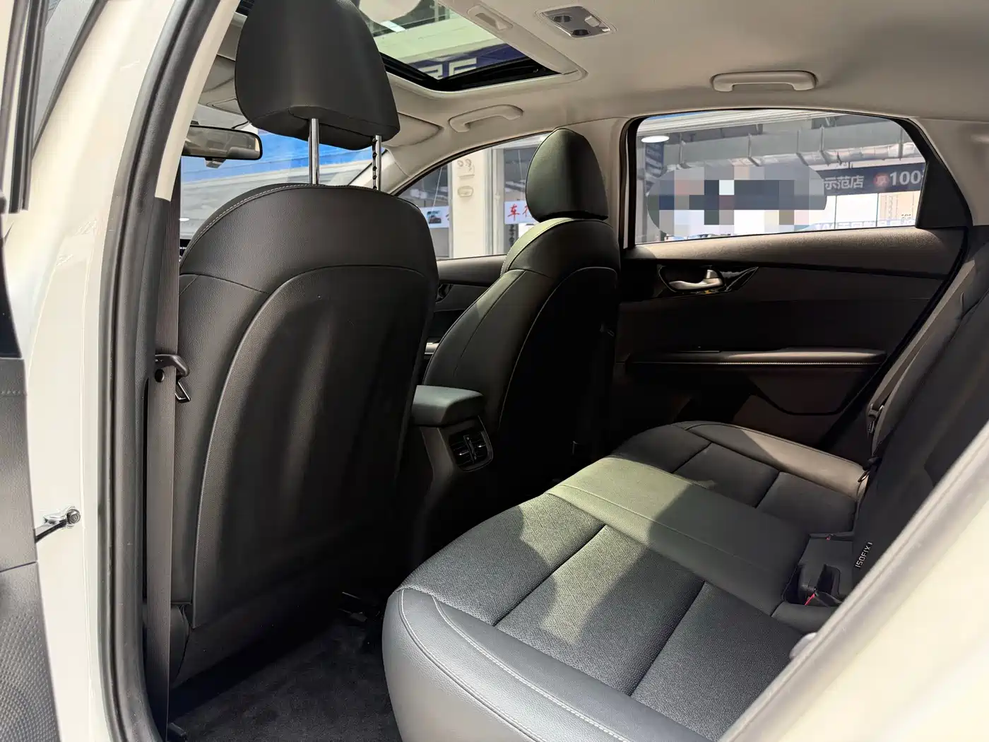 Kia K3 2021 1.5L CVT Fashion Edition фото 18