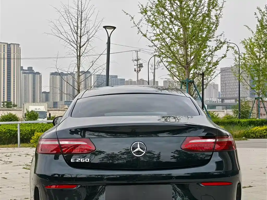 Mercedes-Benz E-Class (Import) 2021 Facelift E 260 Coupe фото 4