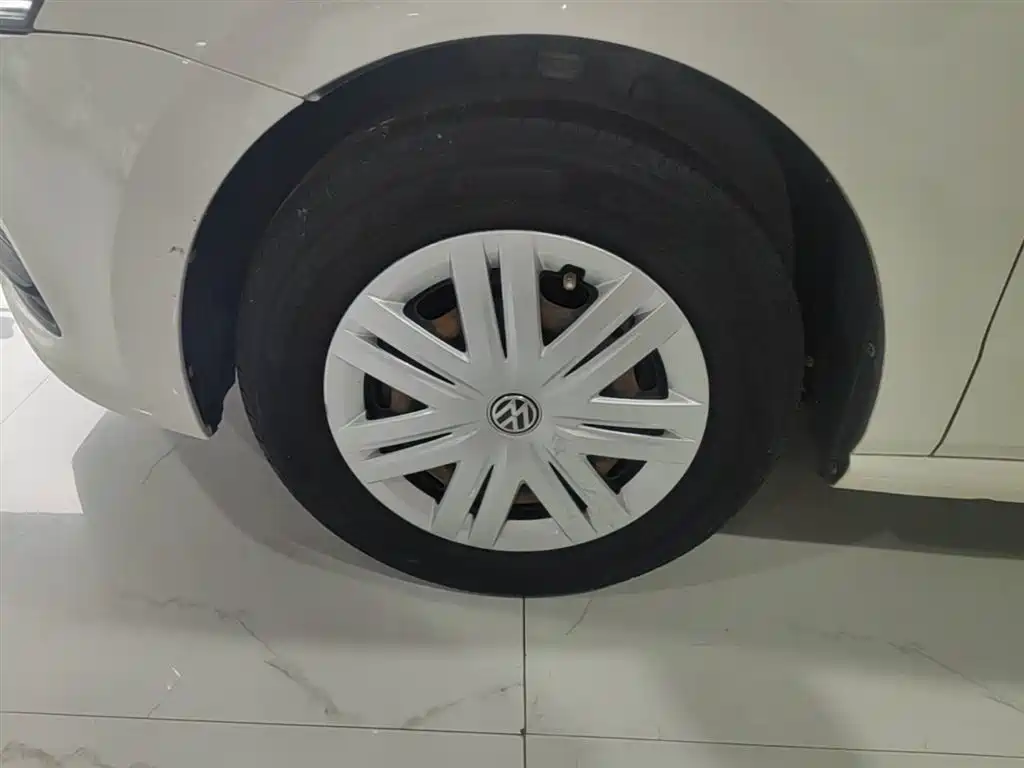 Volkswagen Polo 2018 1.5L Auto Safe Drive фото 23