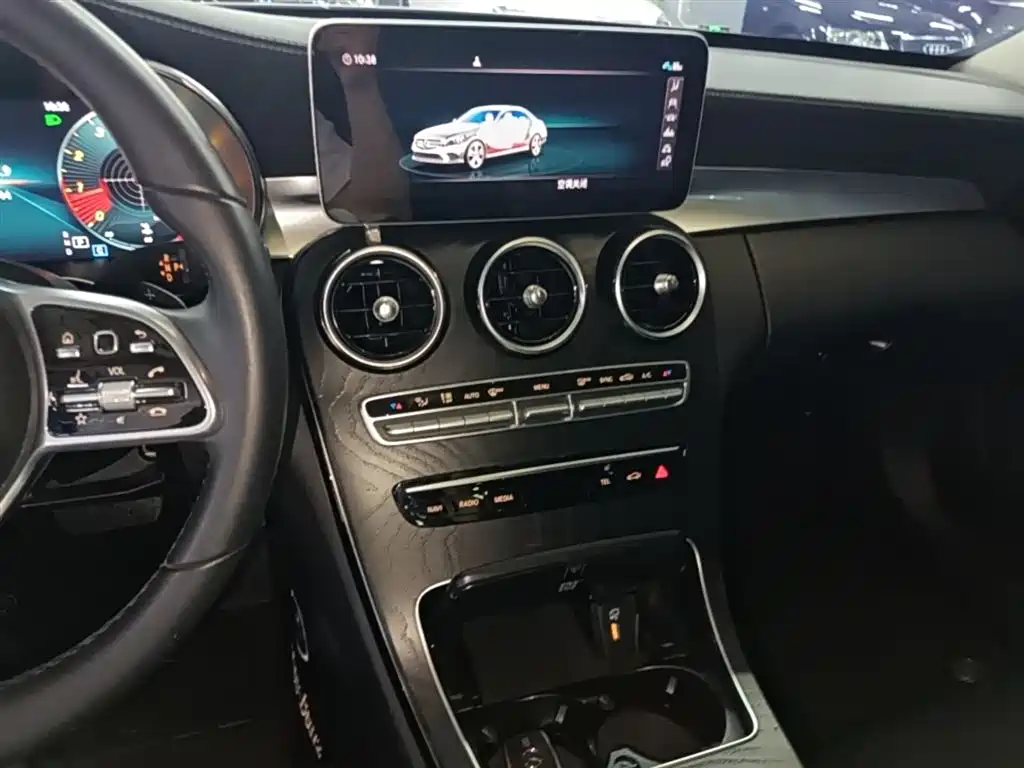 Mercedes-Benz C-Class 2019 Facelift C 260 L Sport фото 13