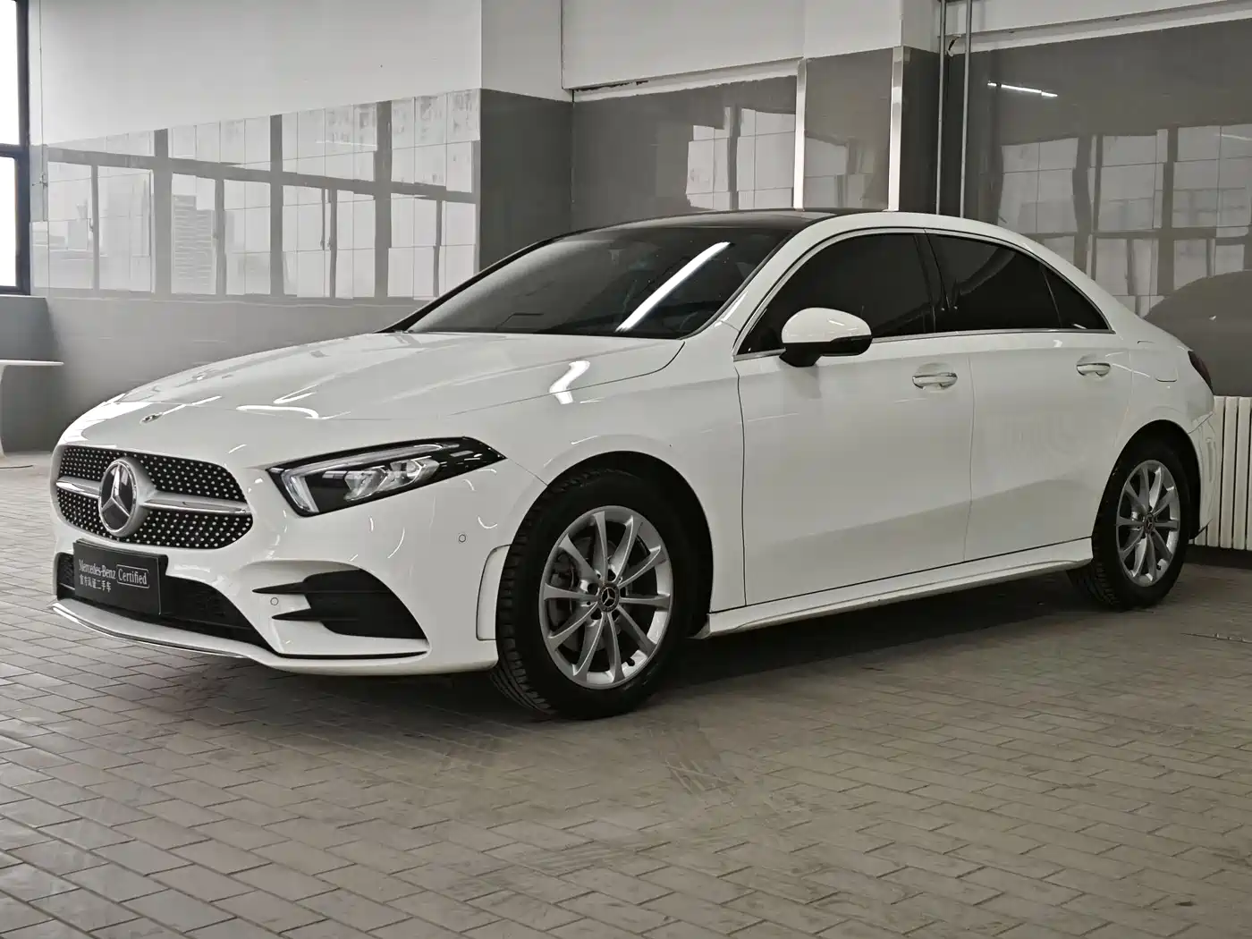 Mercedes-Benz A-Class 2022 Facelift II A 200 L Sport Sedan Fashion