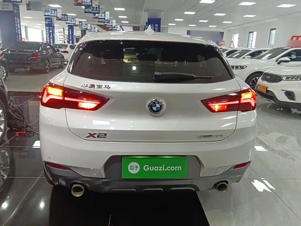 Photo 6 - BMW X2