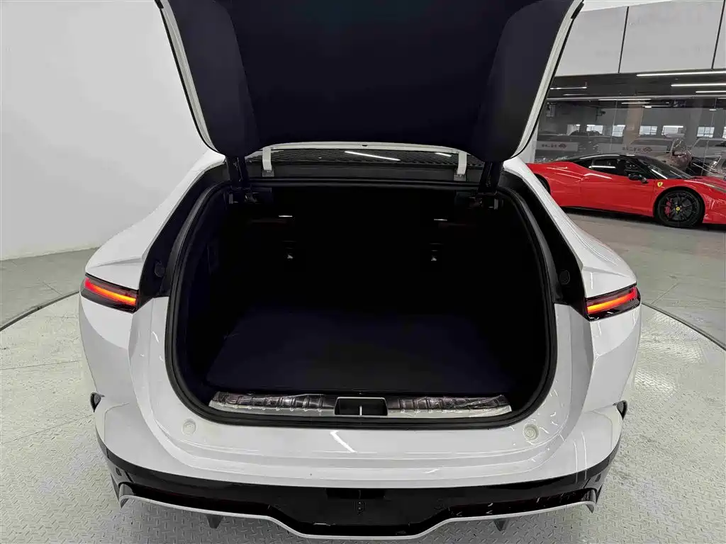 Avatr 12 2025 Ultra Pure Electric AWD фото 28