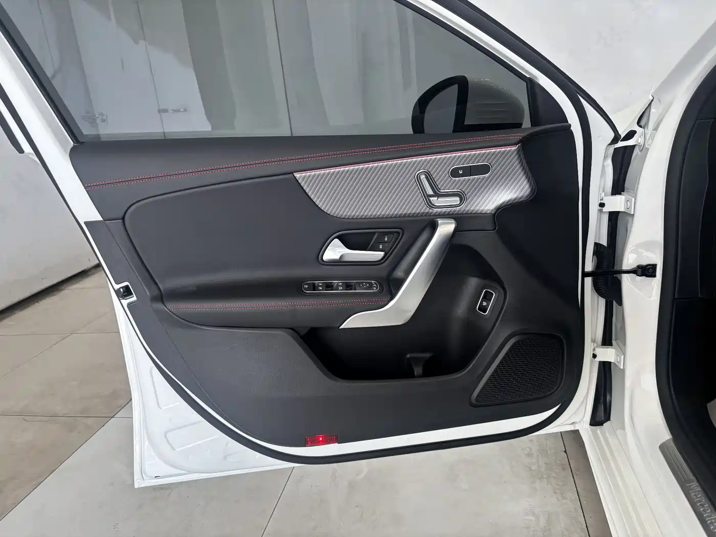MERCEDES-BENZ CLASS A