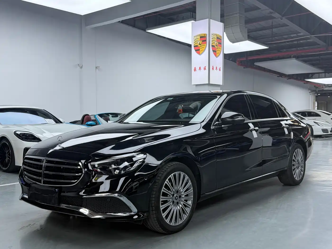 Mercedes-Benz E-Class 2022 E 300 L Fashion
