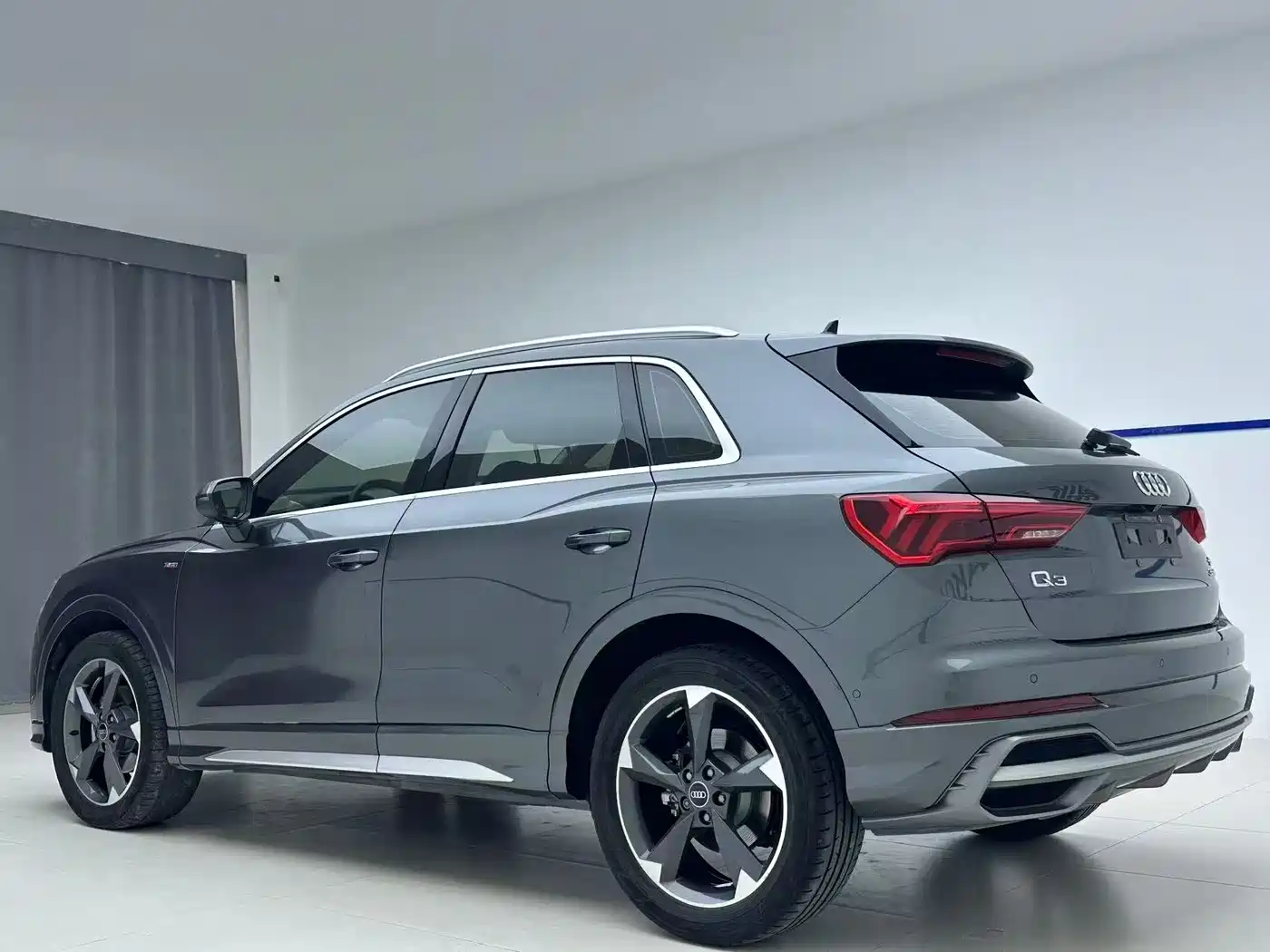 Audi Q3 2022 35 TFSI Fashion Dynamic фото 4