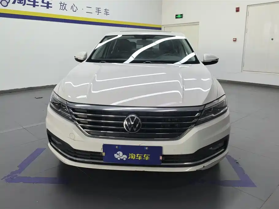 Volkswagen Lavida 2021 1.5L Auto Comfort Edition фото 2