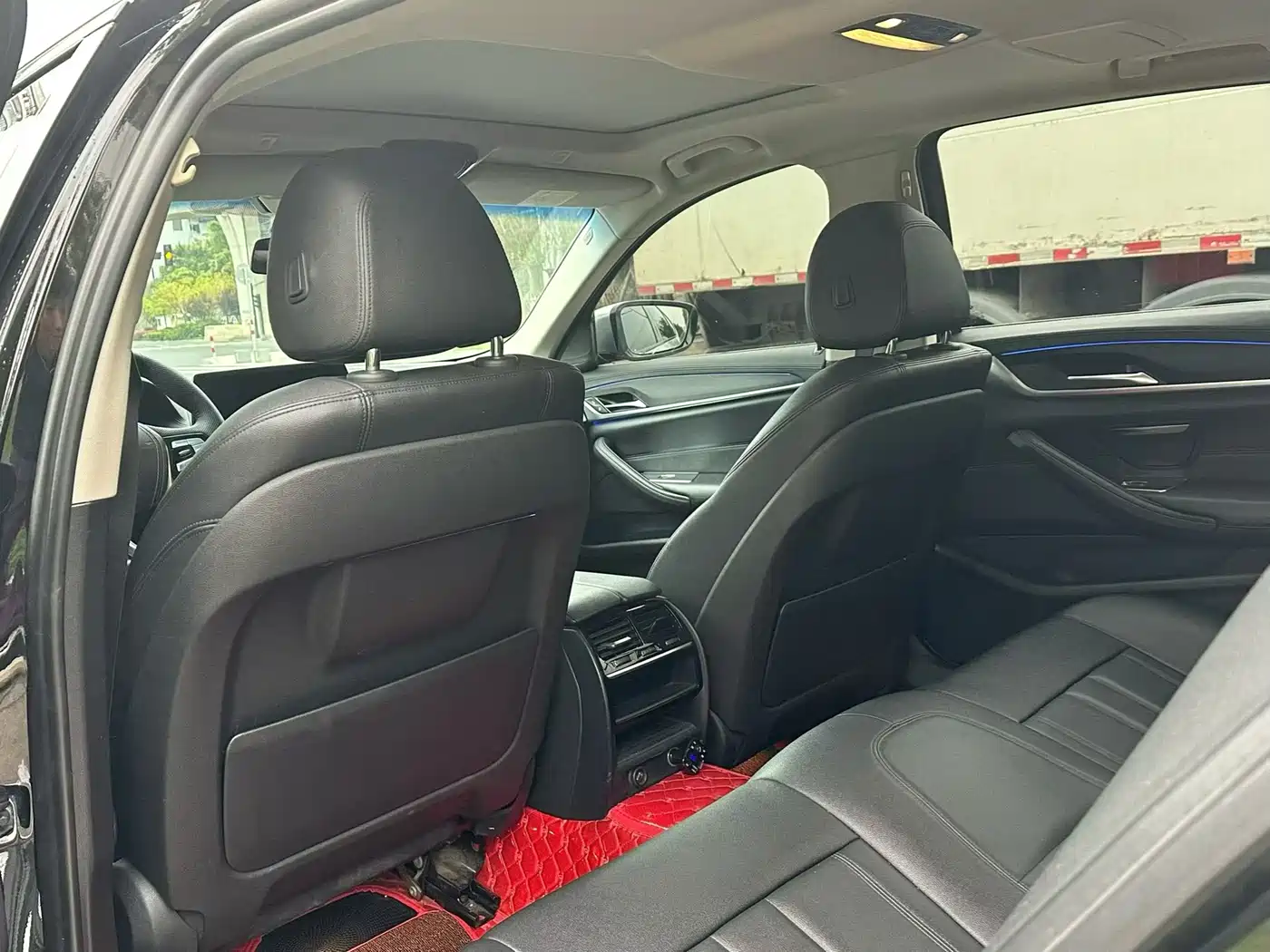 BMW 5 Series 2018 525Li Luxury Package фото 5