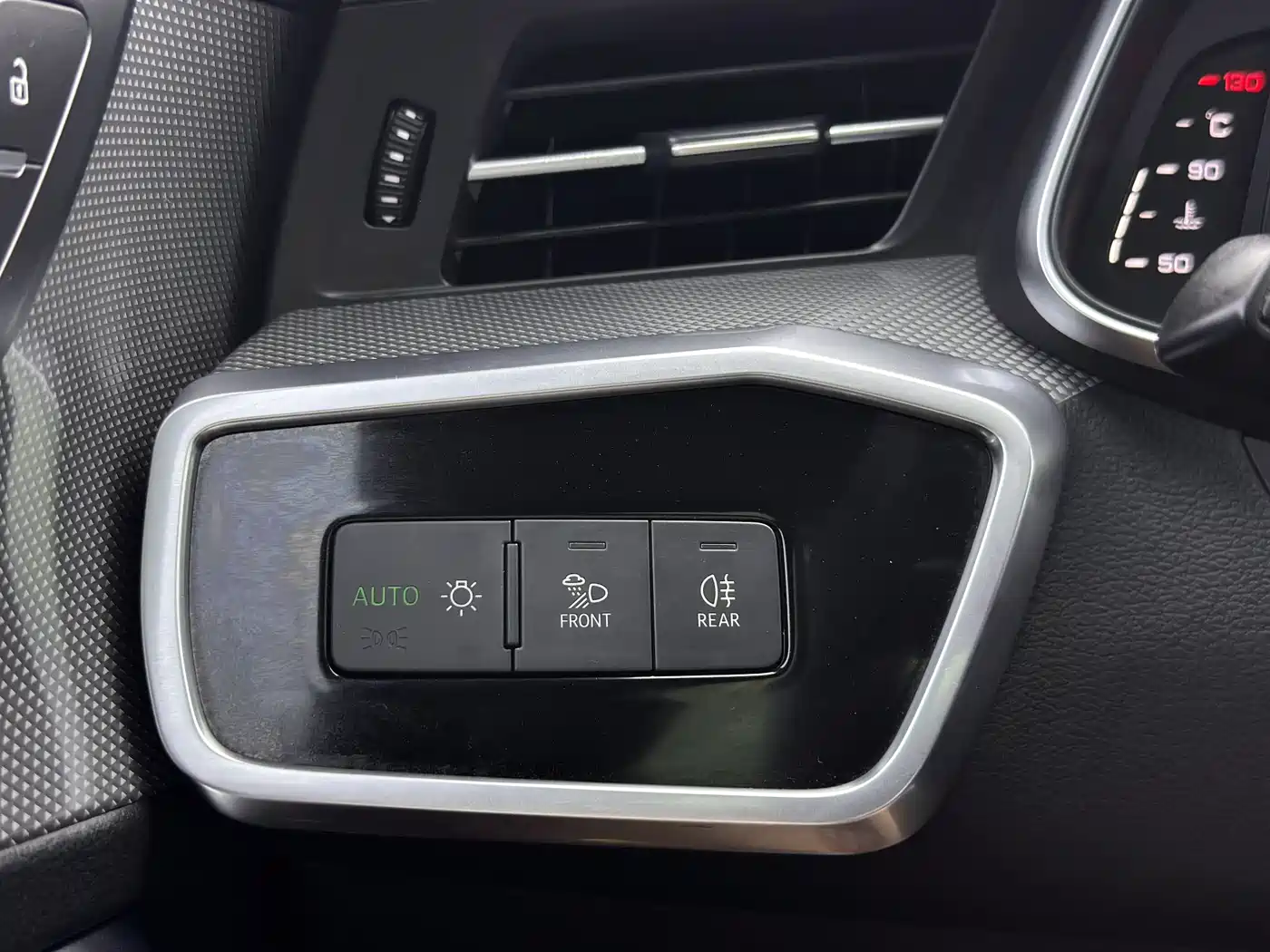 Audi A6L 2022 40 TFSI Luxury Dynamic фото 9