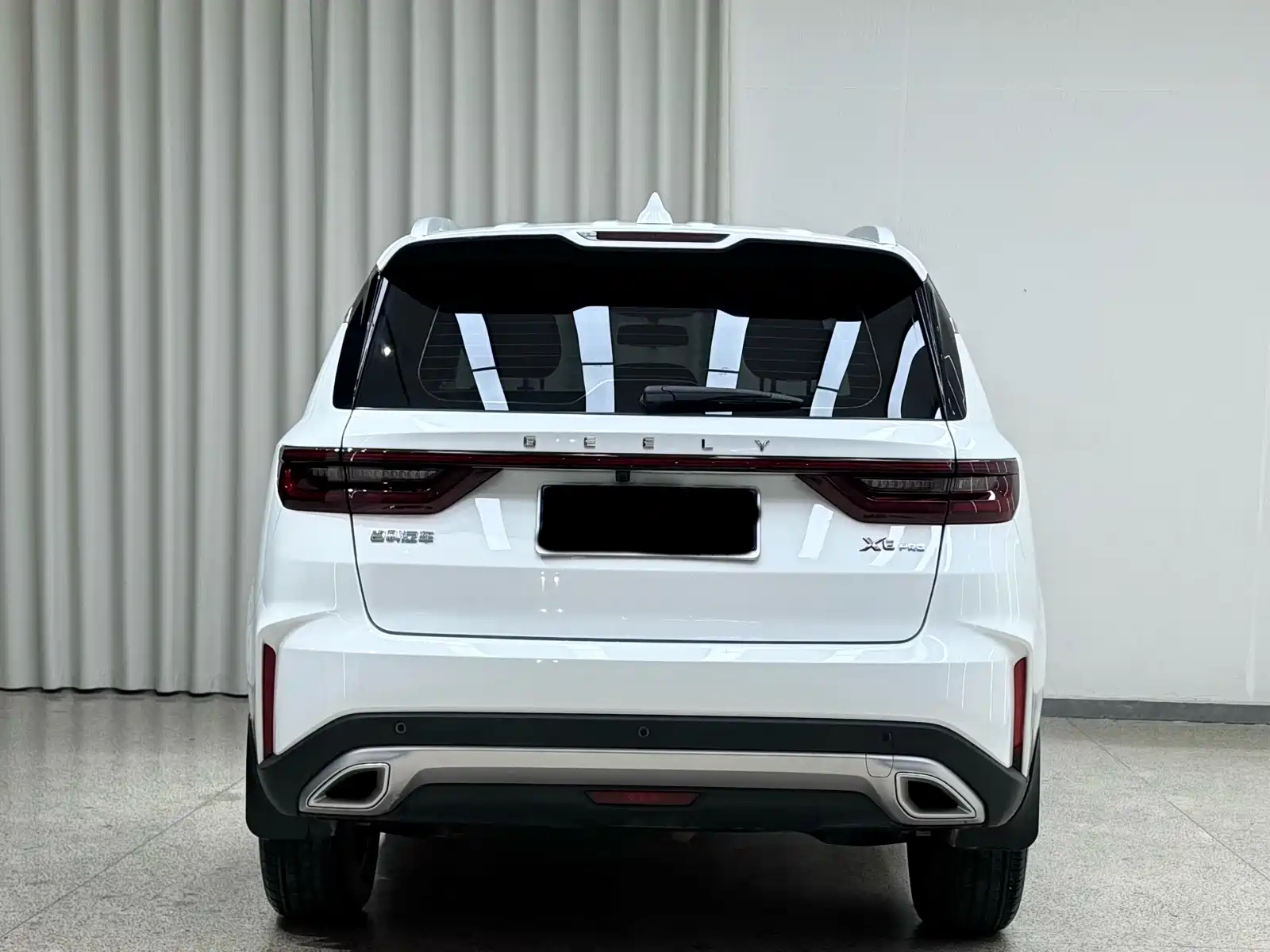 Photo 5 - Geely Emgrand X6