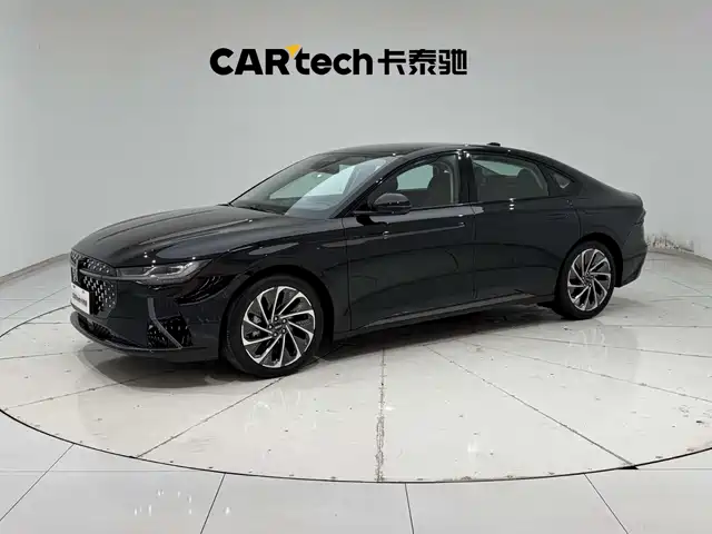 Lincoln Z 2024 2.0T 2WD Premium Hybrid