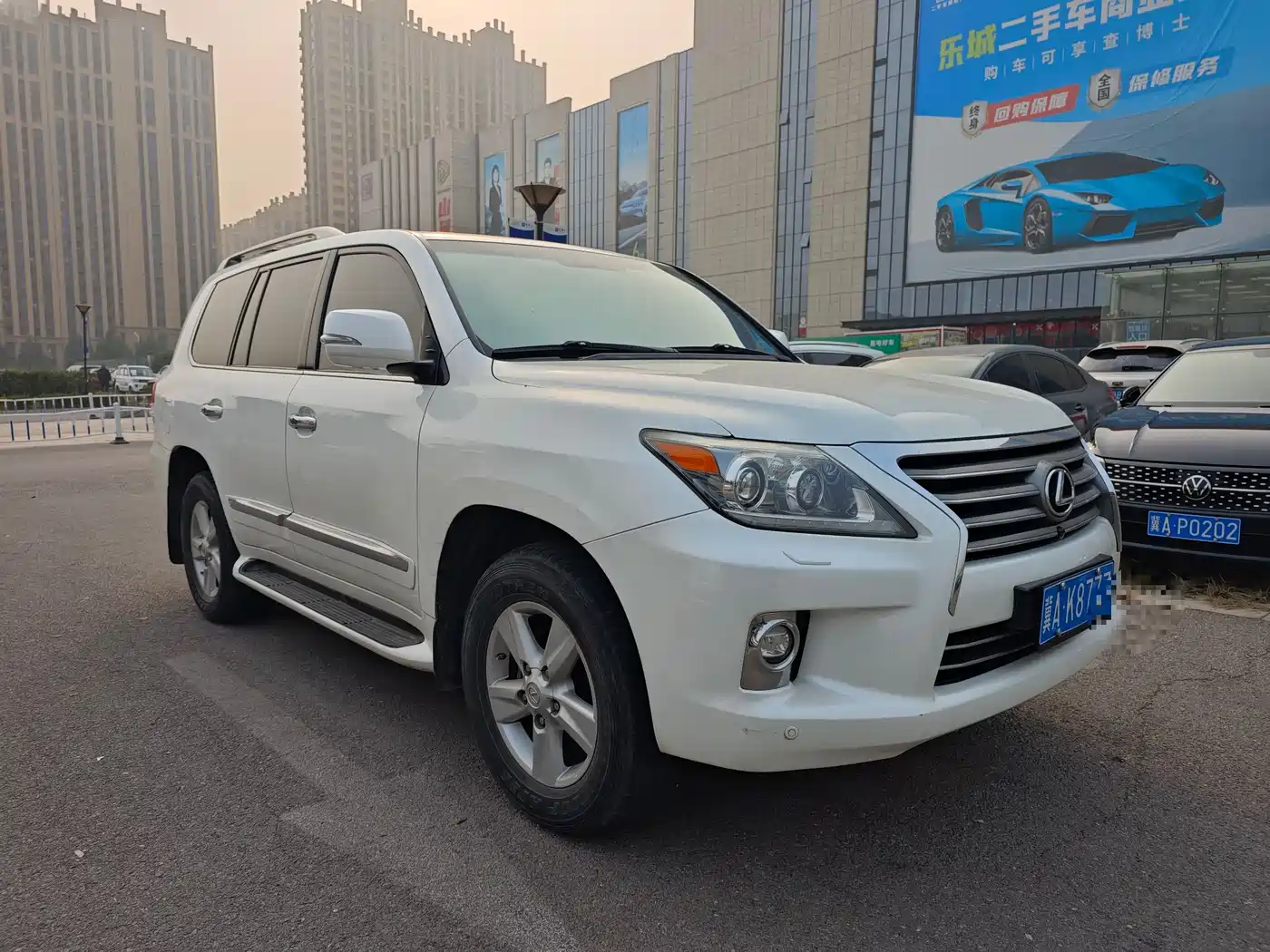 Lexus LX 2013 570 фото 4