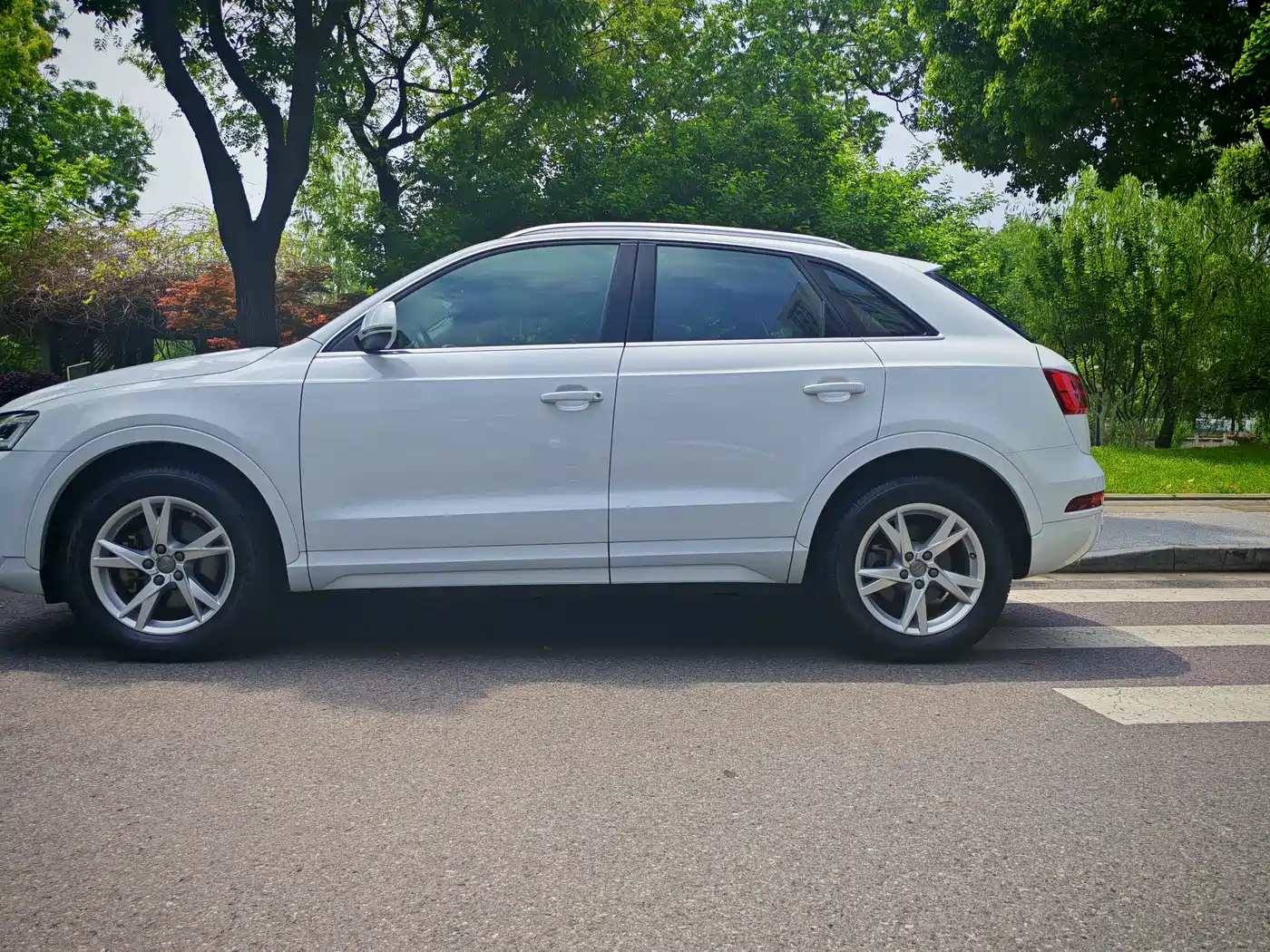 Audi Q3 2018 30th Anniversary Edition 35 TFSI Fashion фото 9