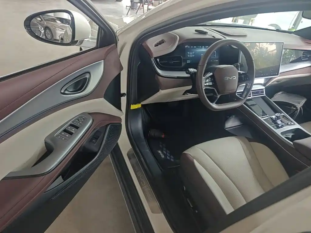 BYD Seal 07 DM-i 2024 2025 Model DM-i 1.5L 125km Luxury
