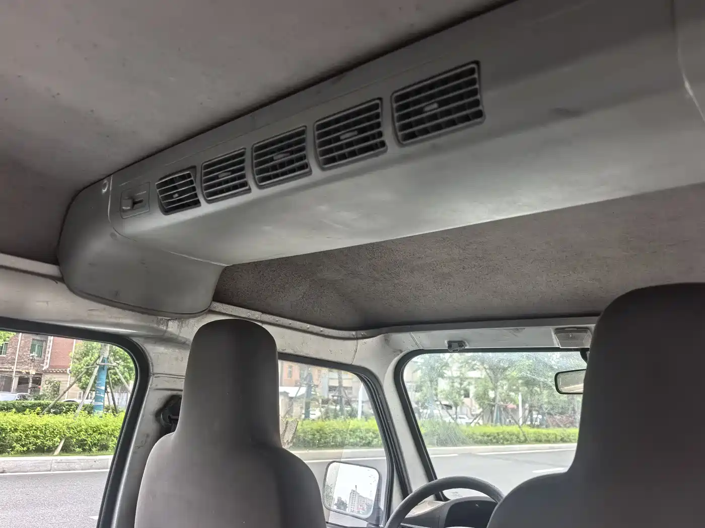 Wuling Motors Wuling Zhiguang 2017 2015 1.2L Utility LSI