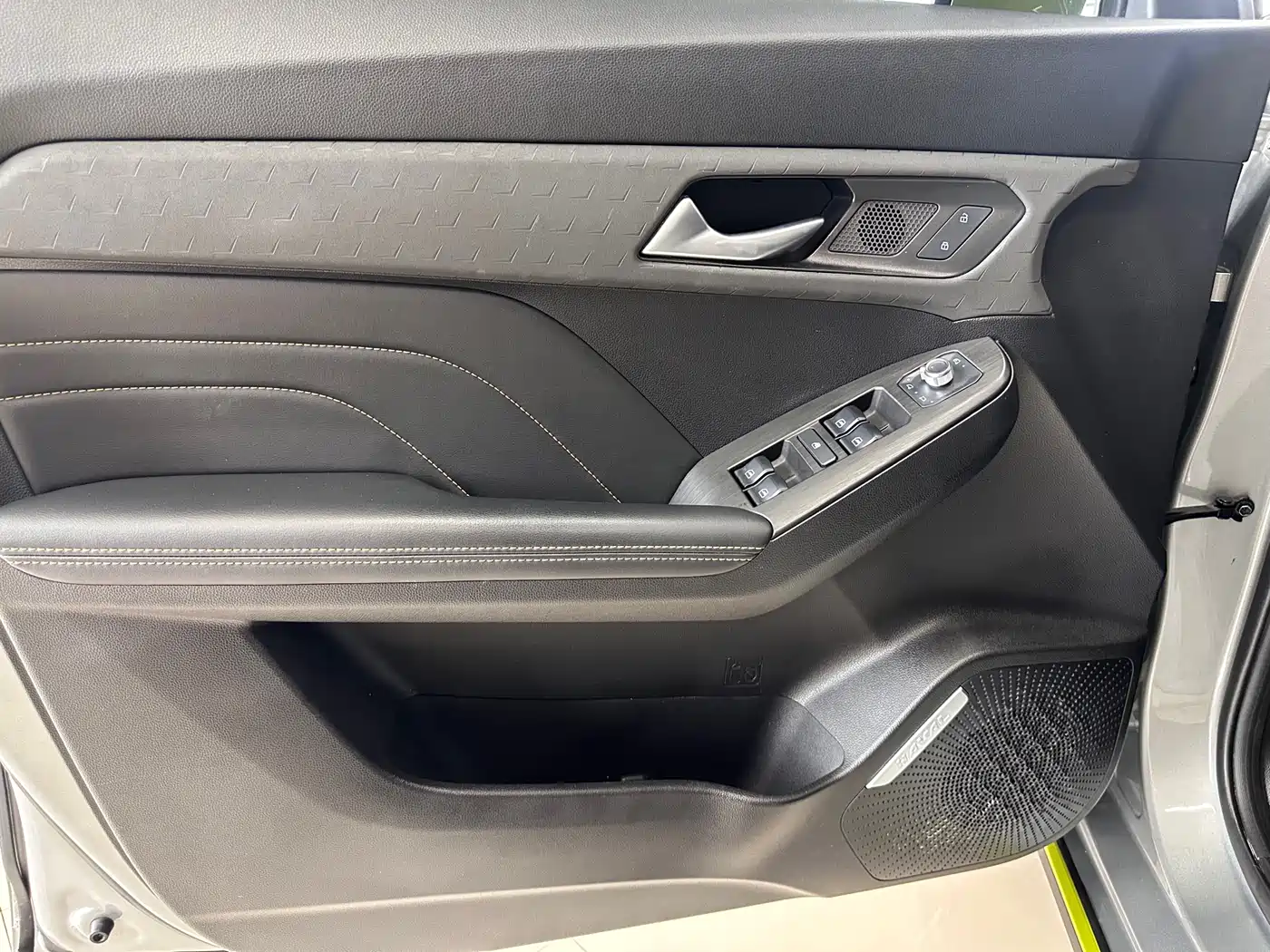 Haval Chitu 2022 Power Edition 1.5T Purple Copper Rabbit фото 5