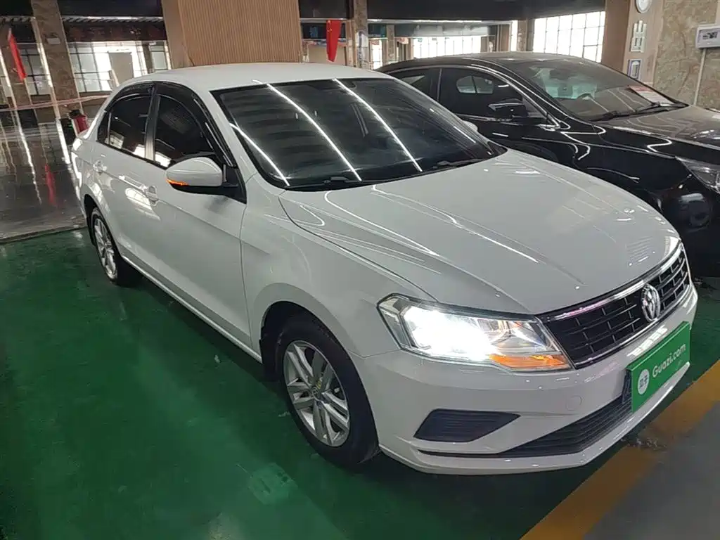Volkswagen Jetta 2019 Dream Edition 1.5L Manual Fashion фото 4